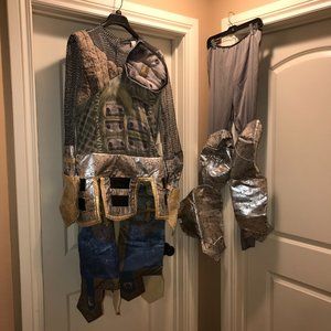 Assassin's Creed Warden's Oath Men’s Palamon Costume Men's M NEW with Marks